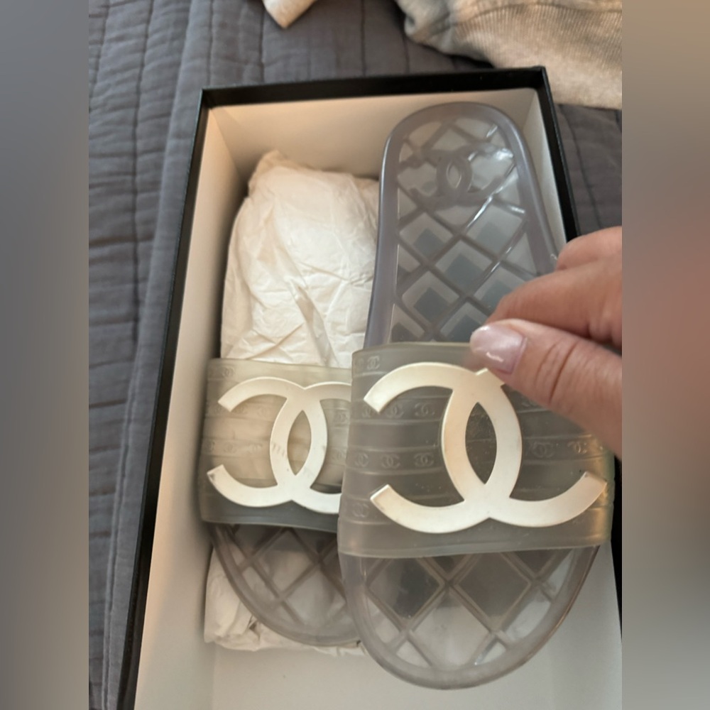 Chanel clear pool flats